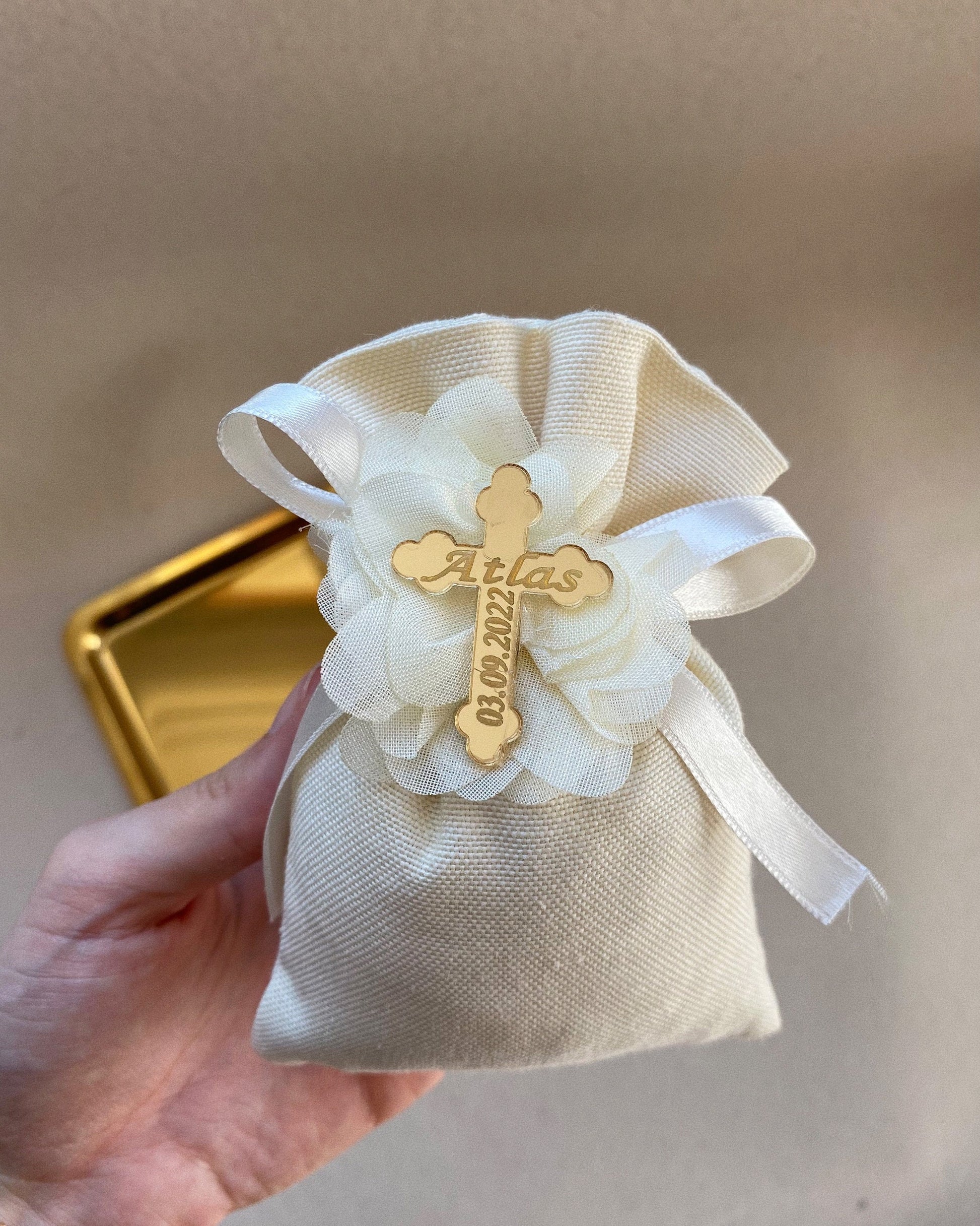 Elegant Cream Wedding Favor Boxes With Ribbon, Wedding Candy Boxes, Luxury  Wedding Favors, Chocolate Favor Boxes, Small Gift Boxes -  Norway